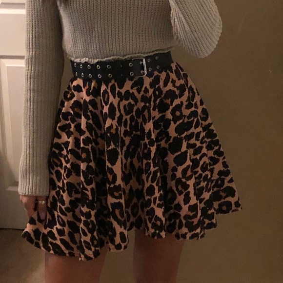 Cheetah Print Skirt - Picture 1 of 4